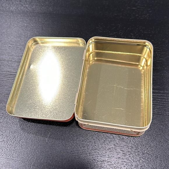 Harley-Davidson Vintage 90th Anniversary Tin - Picture 3 of 7